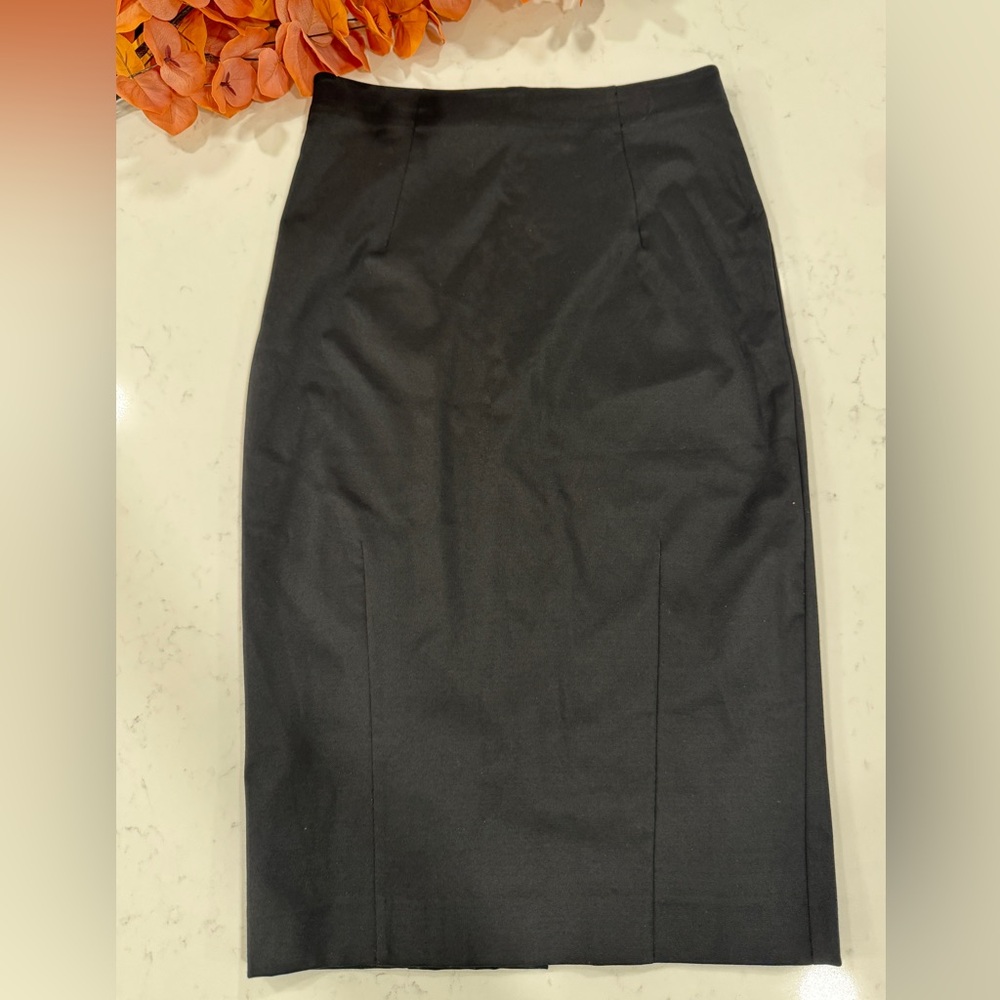 H&M Classic Black Pencil Skirt